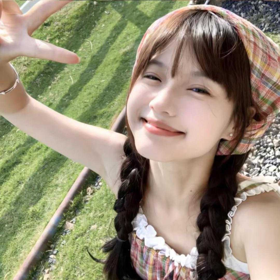 爱吃冰淇淋的崽崽