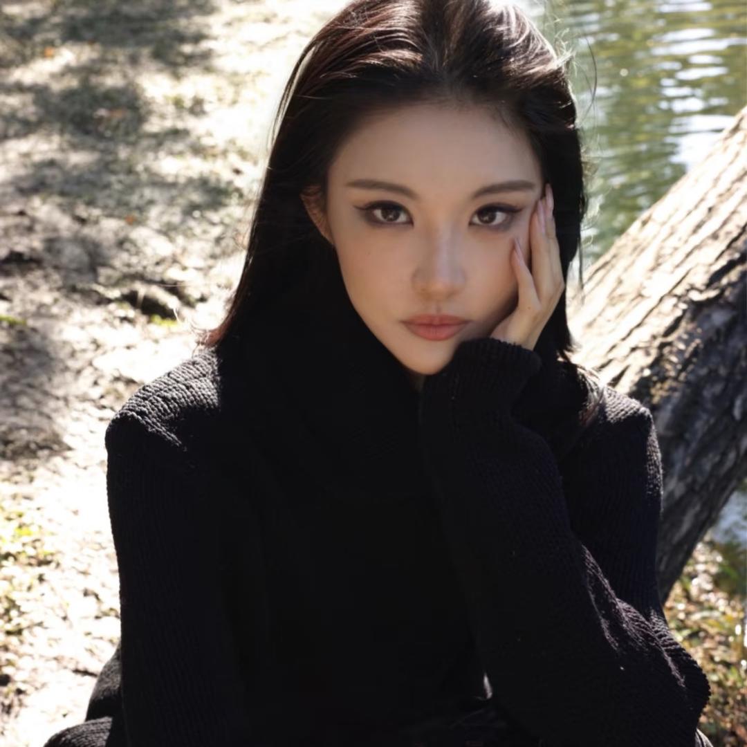 Akria