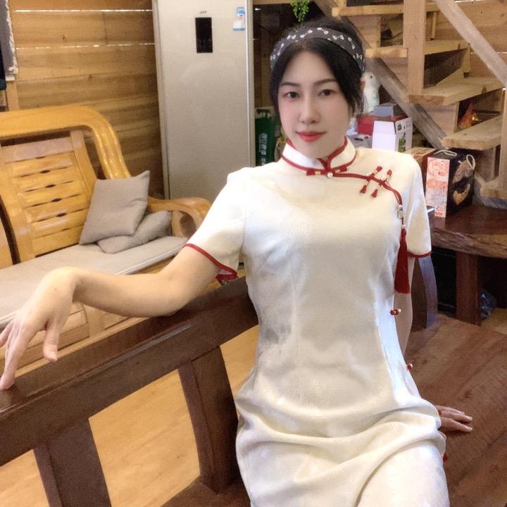 玲玲“发”