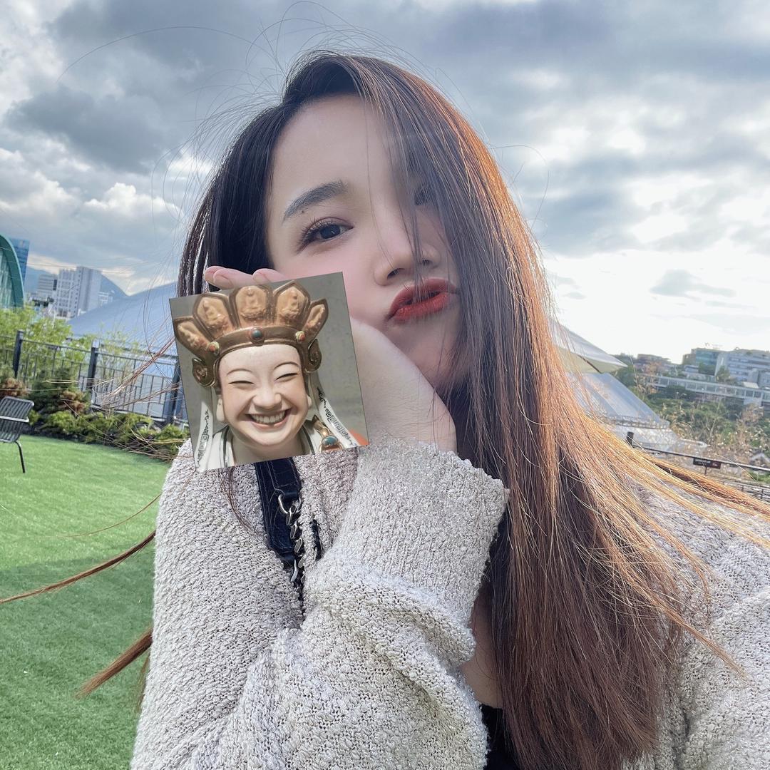 何同学