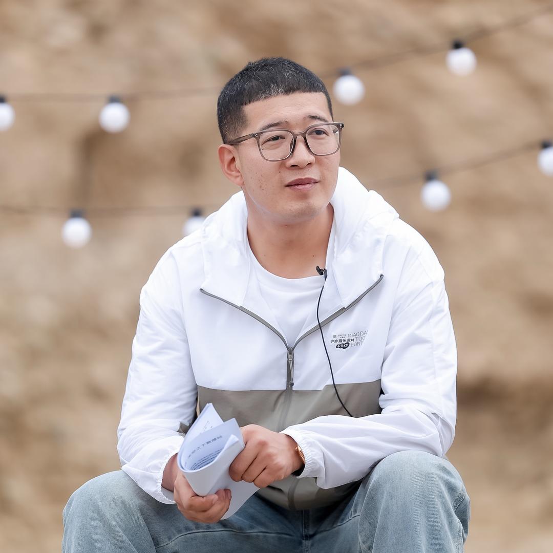 敦煌老马（浇给）