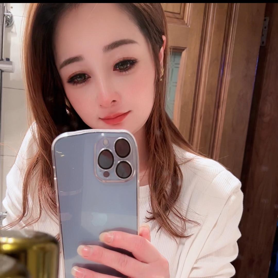 双胞胎海鲜零售批发姐姐