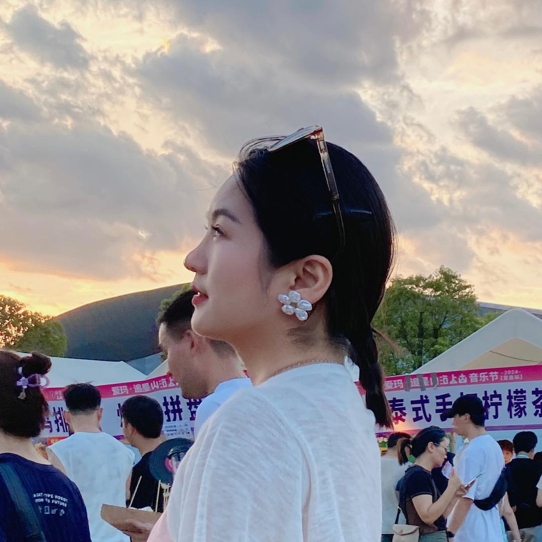 🌈王七七🌈