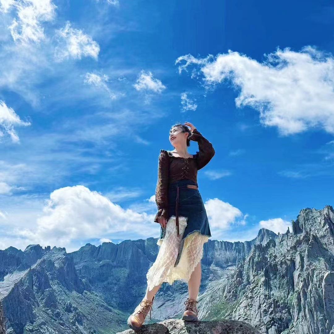 泸县梁才💃春雪老师