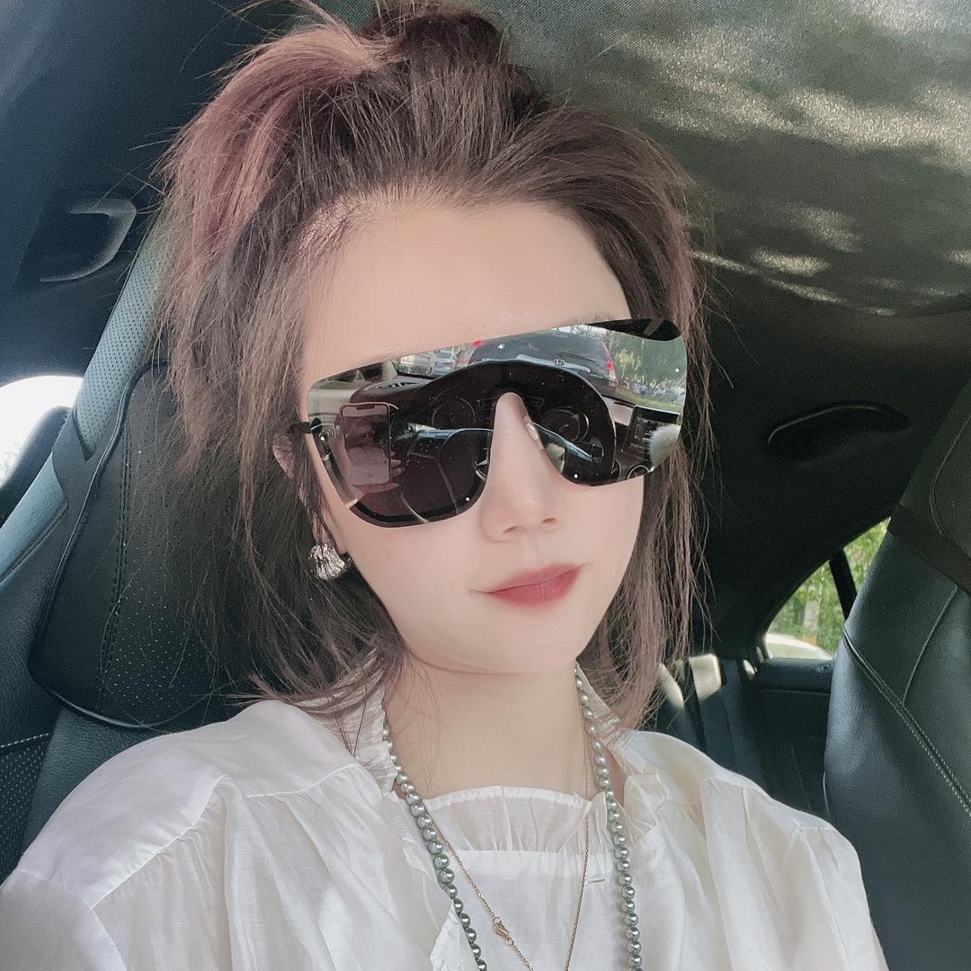 Ⓜ️ 小耳朵👂