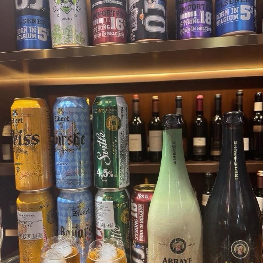 雲乂上爱游泳