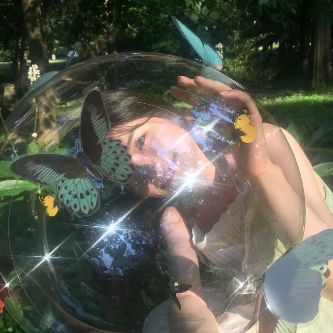 爱吃葡萄的花蝶