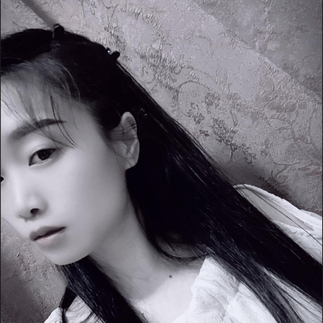 钮钴禄辰月