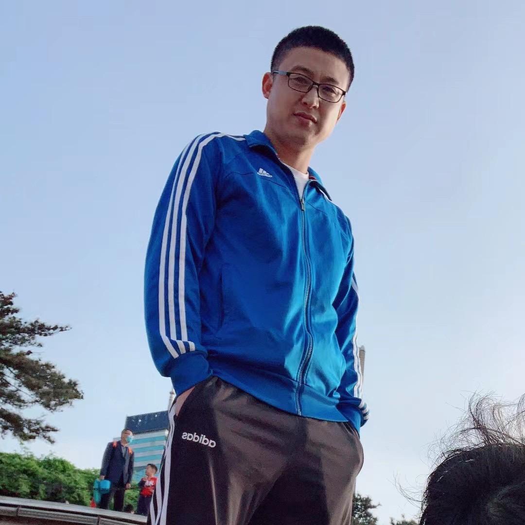 王磊