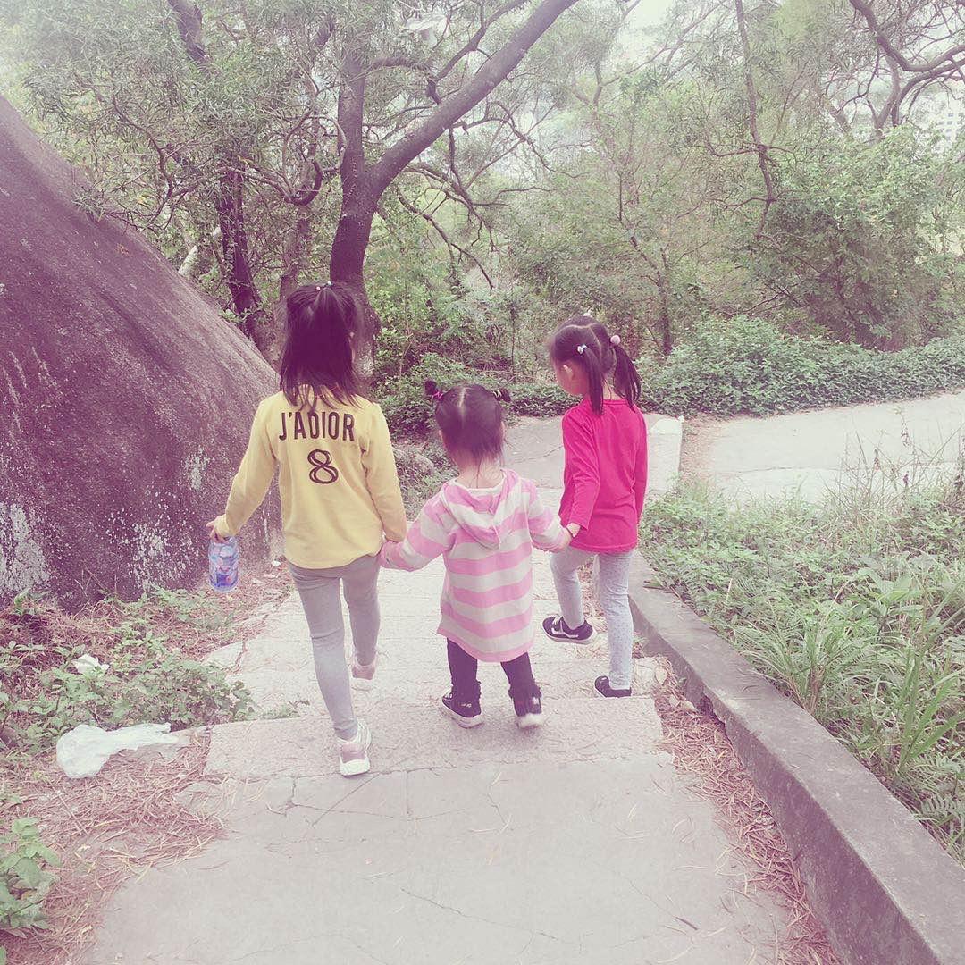 A.m东