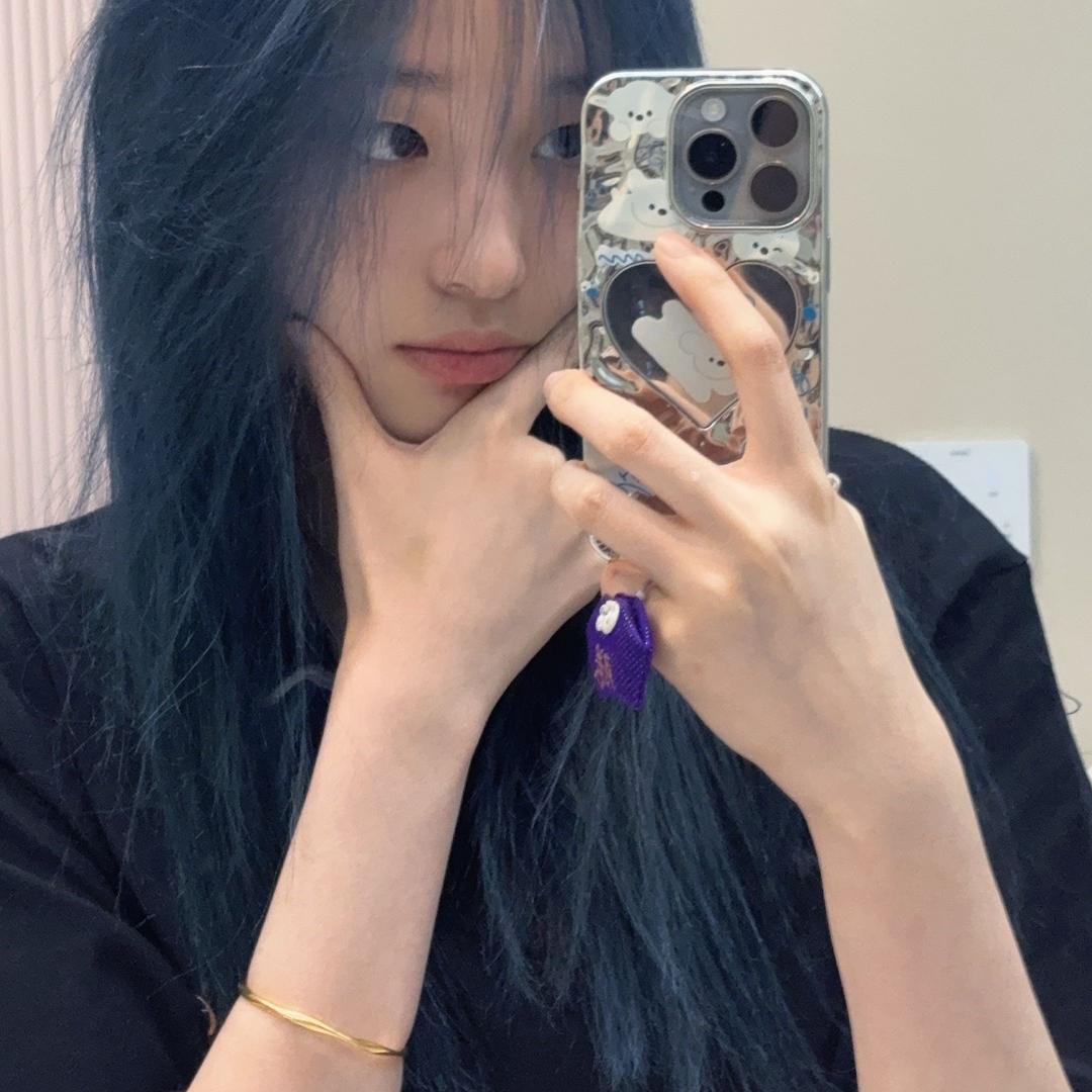 LG（都给我看我简介我发不了私信啊啊啊