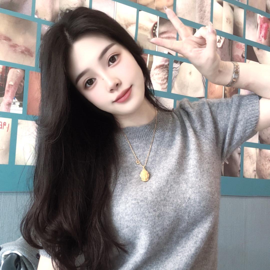 王秋月（陌杏问题肌）美甲美睫