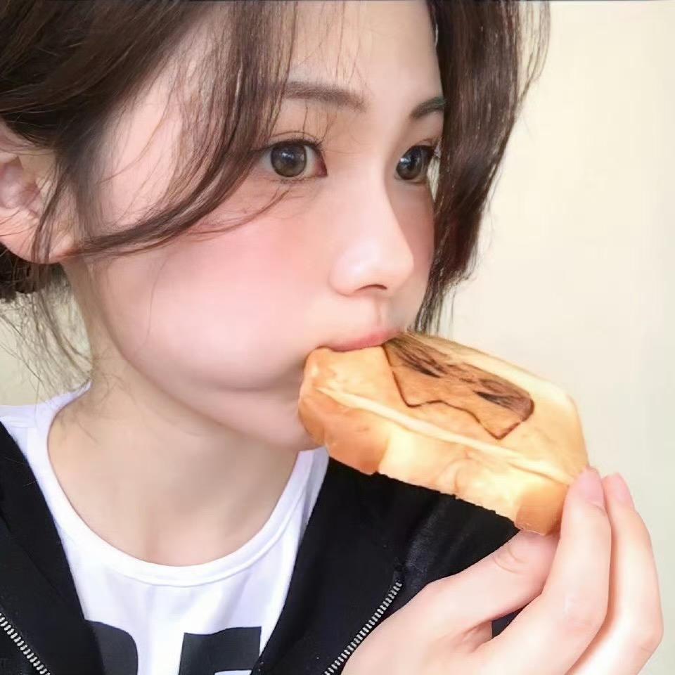 爱吃小饼干