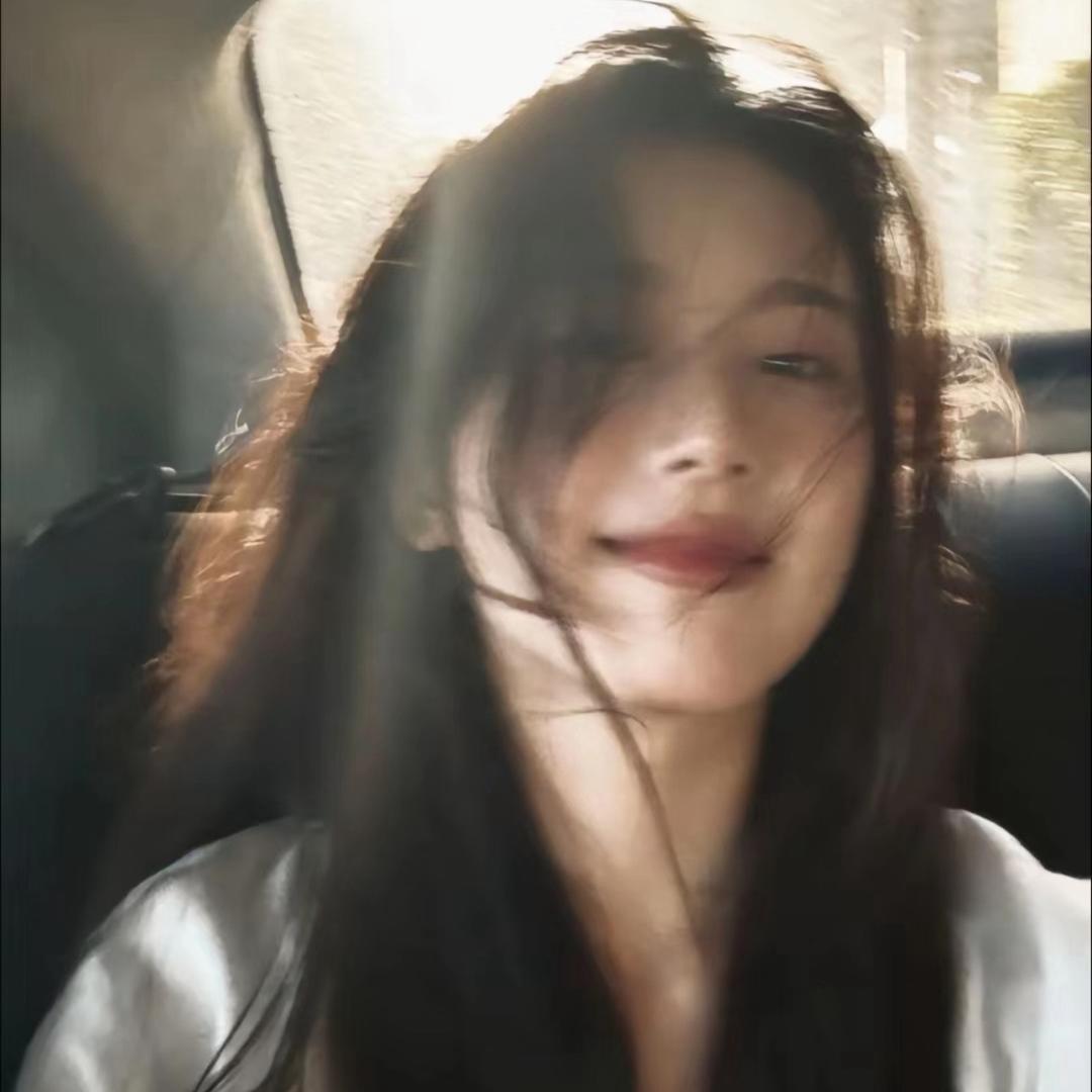 小梁同学👩‍🎓