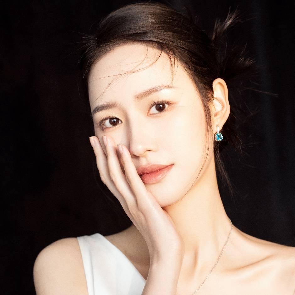 B613双美直播小助理