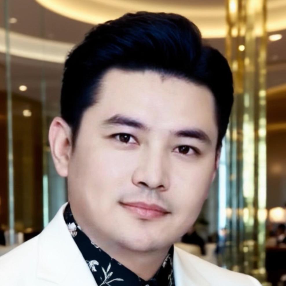 王泽毅· 徒手乾坤客