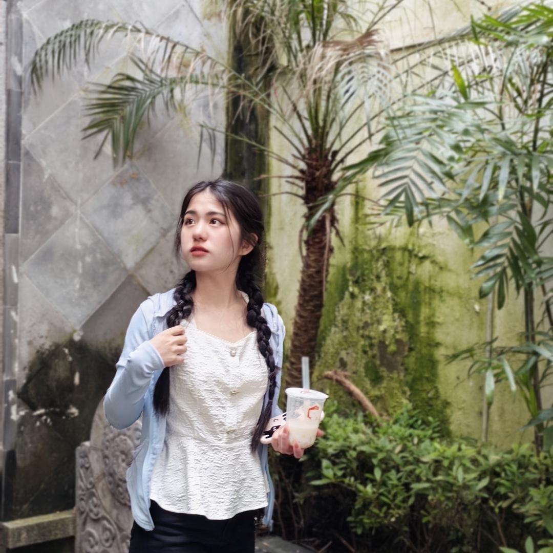 小爱.