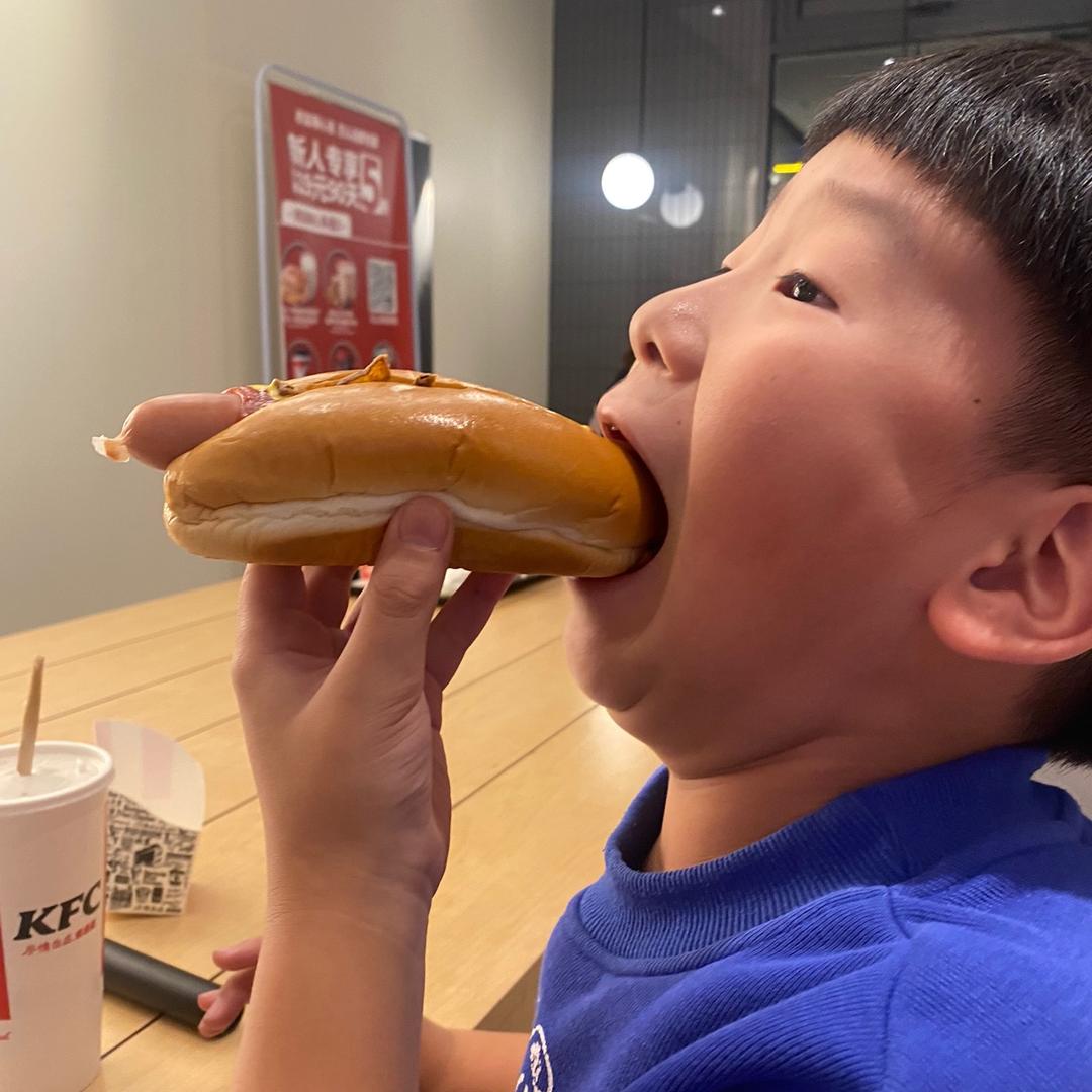 洪仙儿（向钱看）