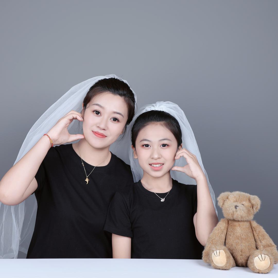 我是洛洛小可爱阿.🥰