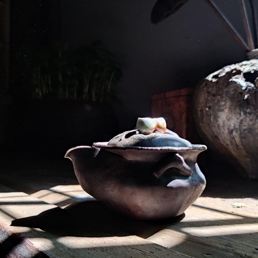 听泉斋（手捏柴烧茶器工作室）