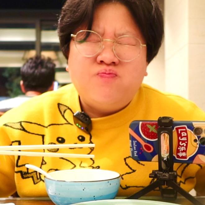 小吴吃点喵