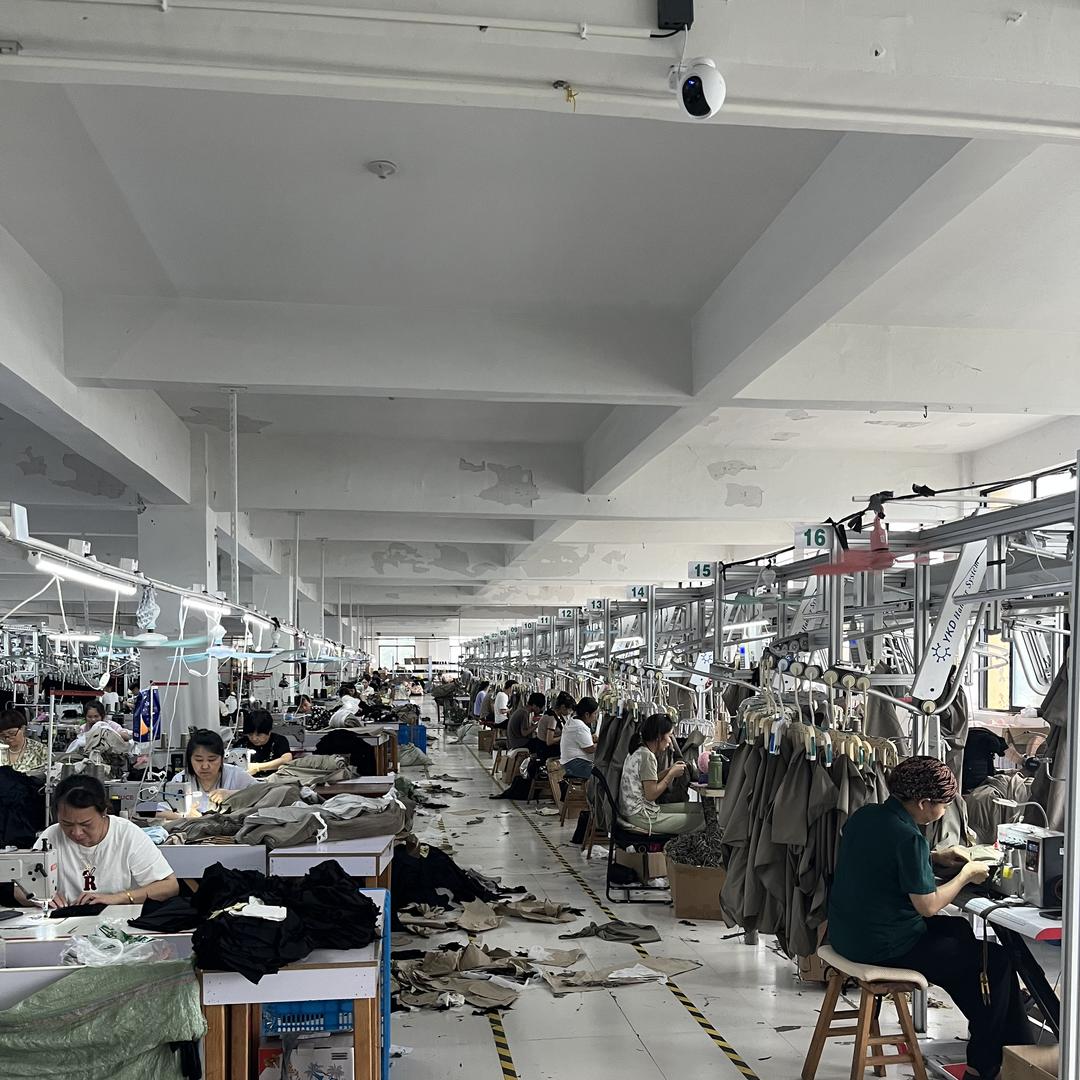 笠宜服饰工厂店