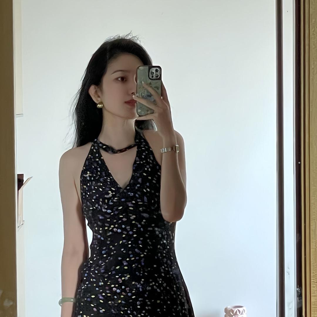 栩栩（丝❤️）