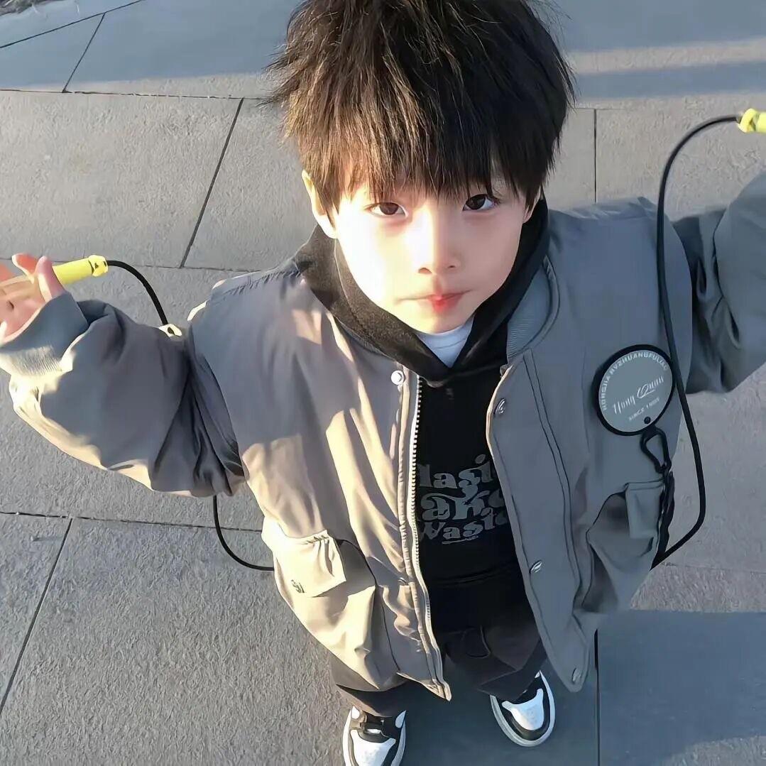 夕年.