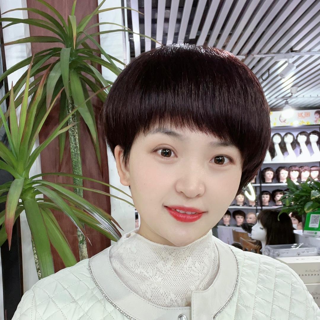六月鹿假发品牌店