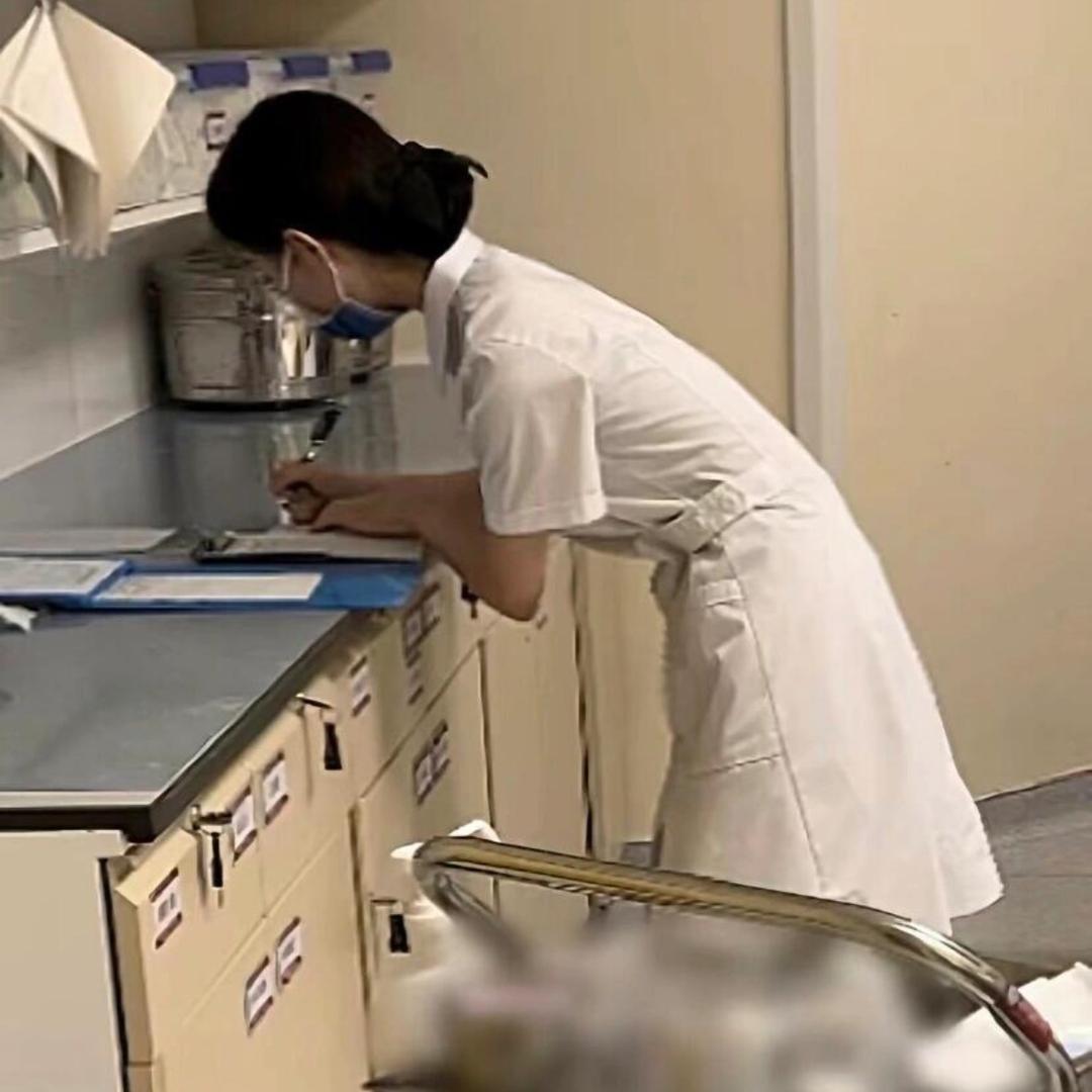 妇产科叶子护士