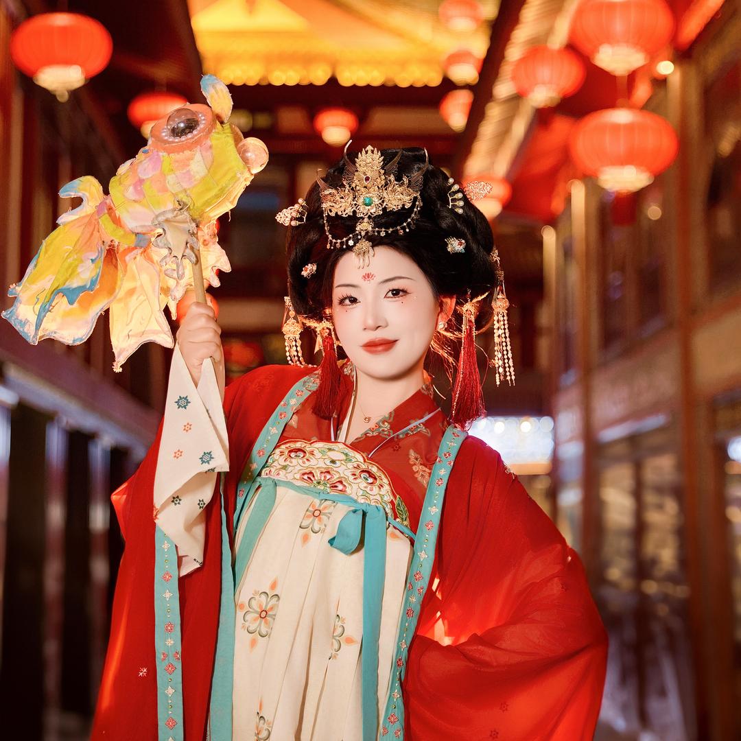 纳爱斯本地生活推荐官青岛岩岩