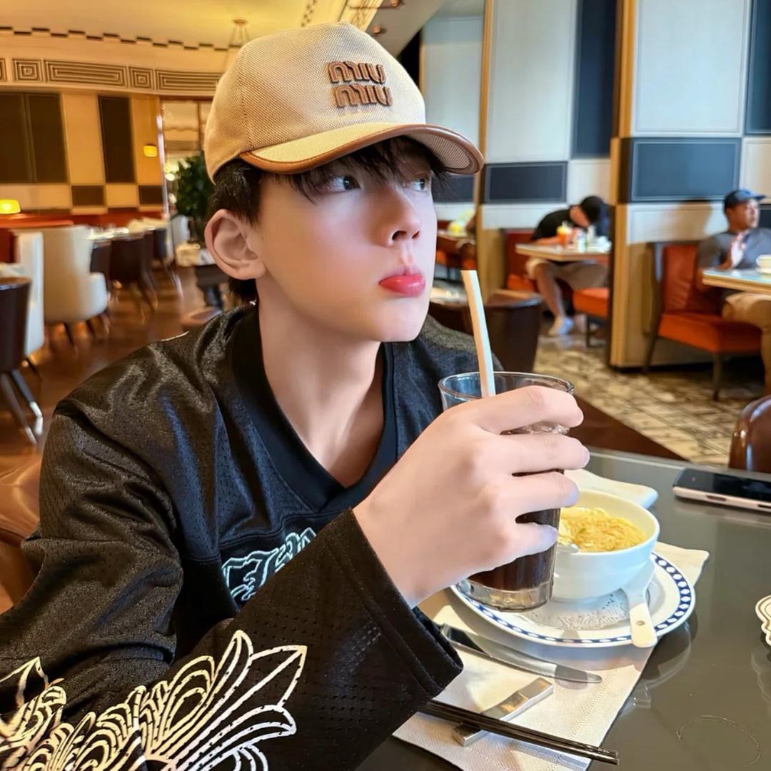 鱼 香 肉 丝-