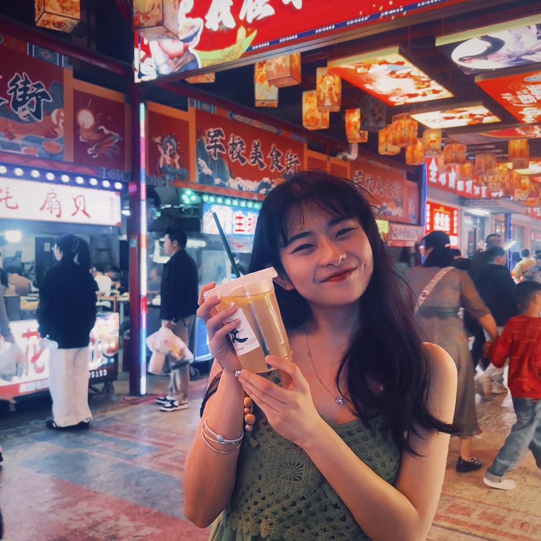 是叶子吖🌸🌸🌸