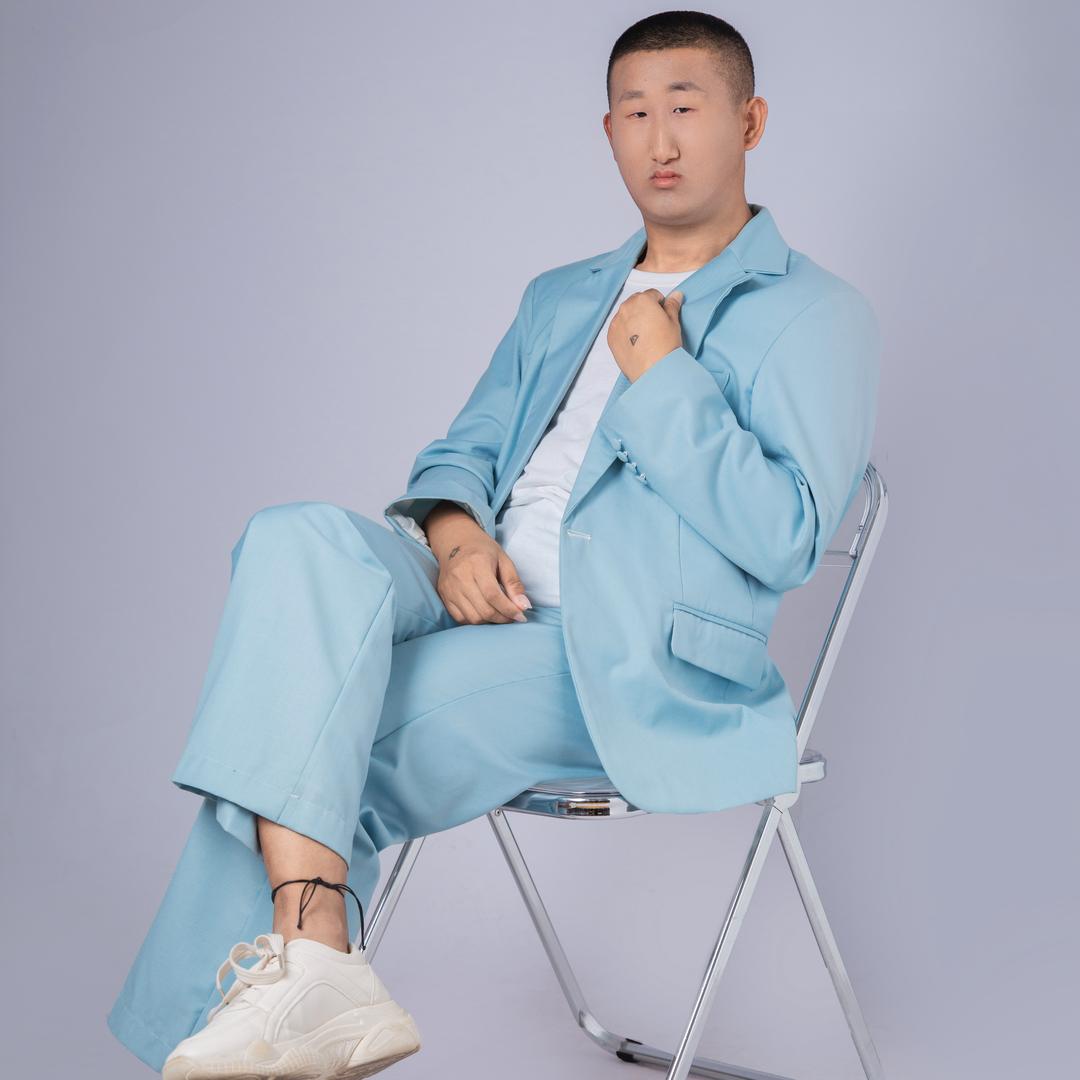 紧凑