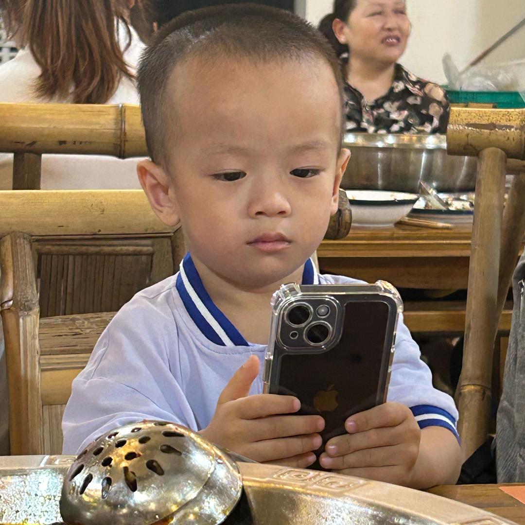 毛毛没吃饱