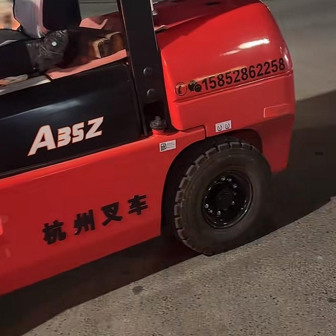 宝应叉车出租小周
