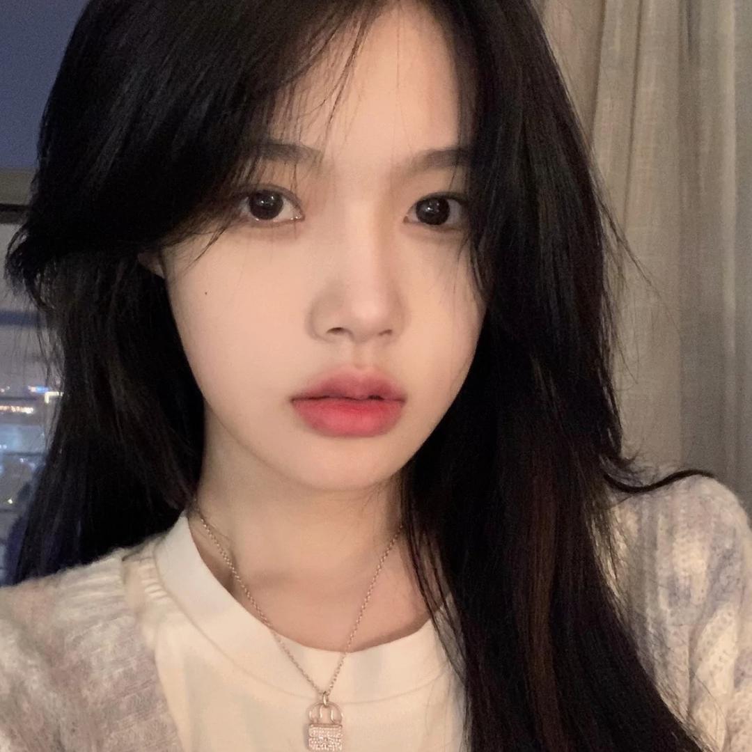 4 ㅤ ㅤ