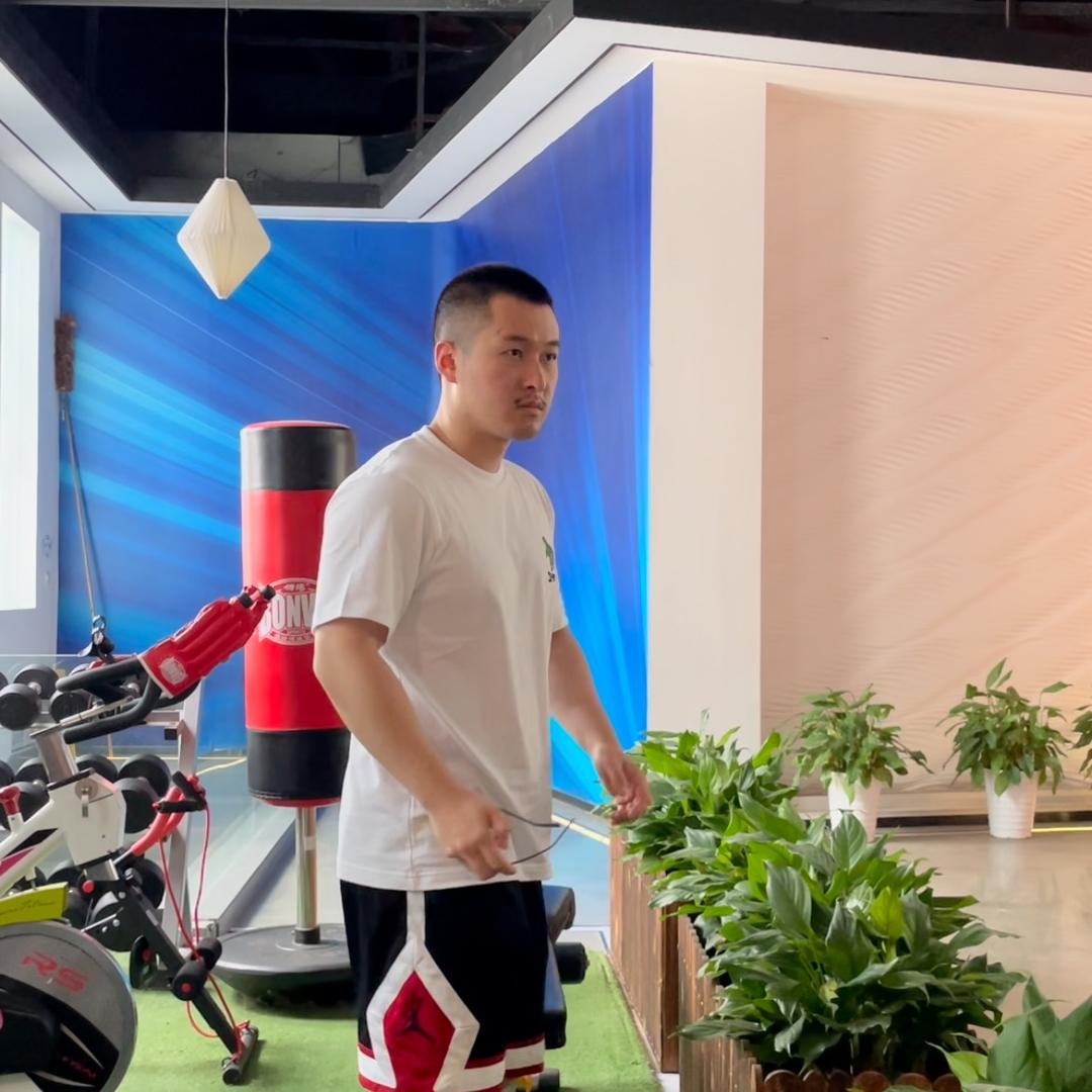 鲁纳波波杰
