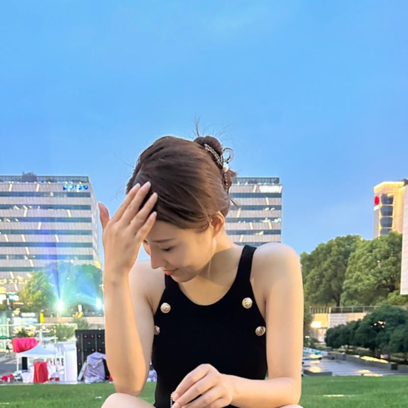 顾三月