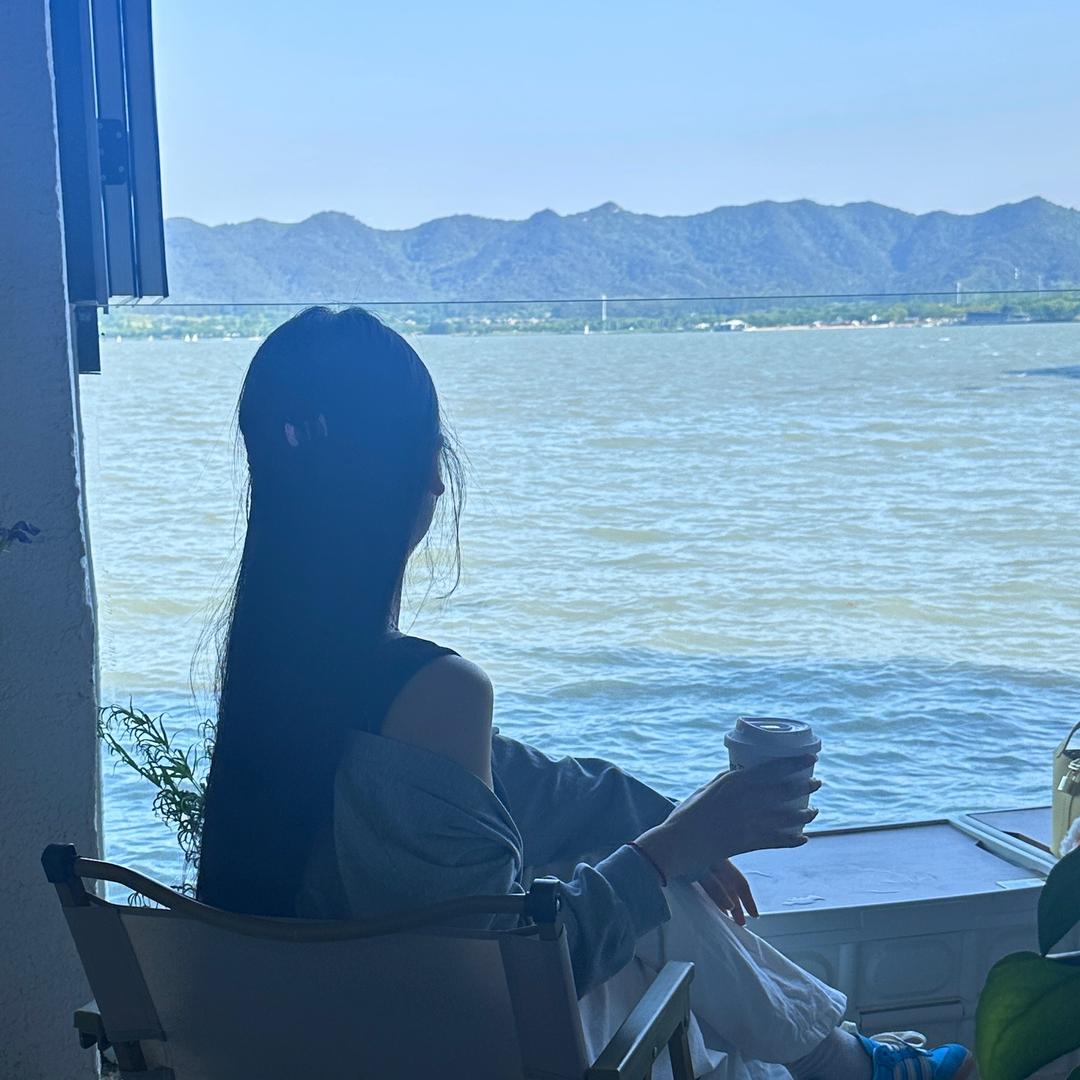 玖鸢旗袍