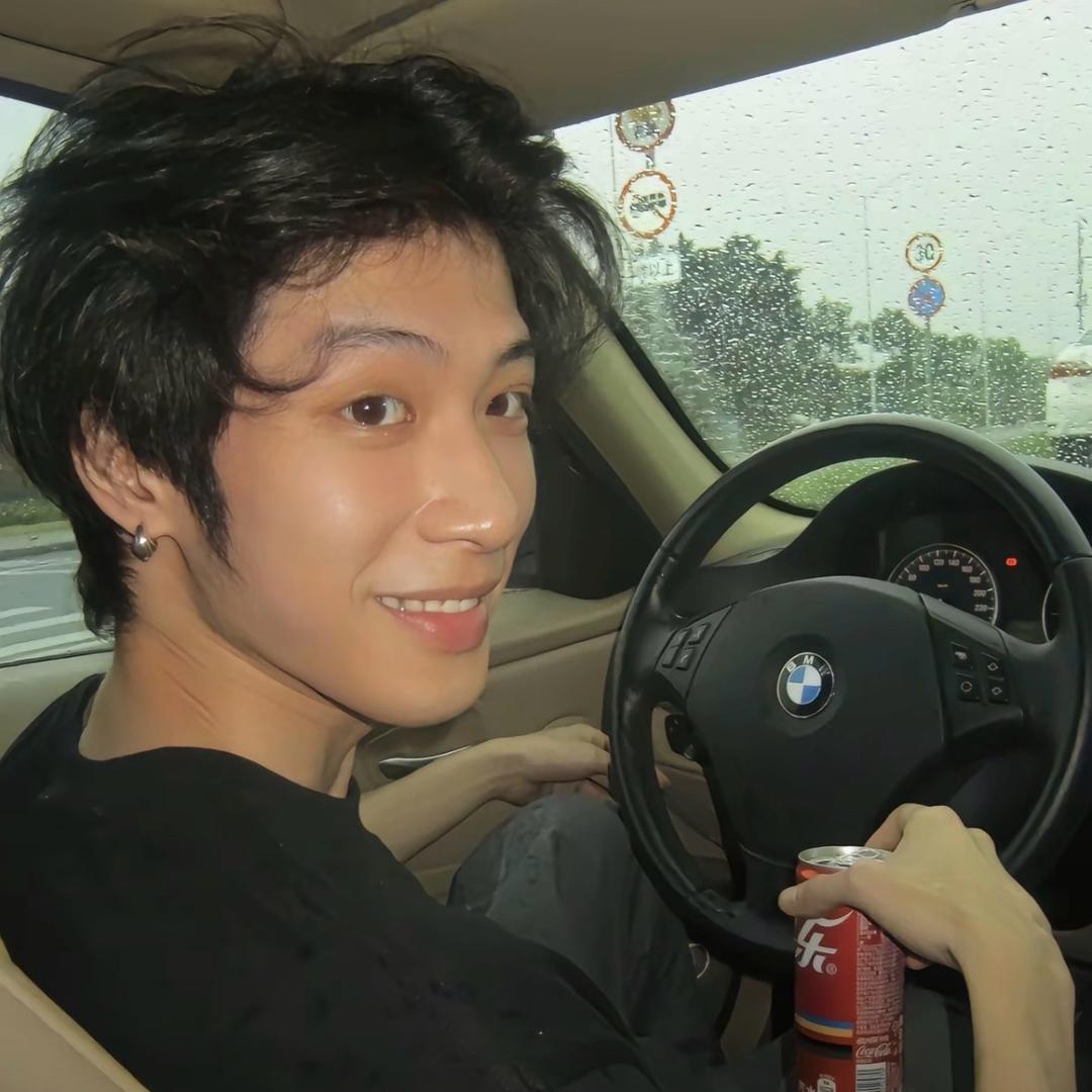 人丑嘴不甜没事还爱借点钱