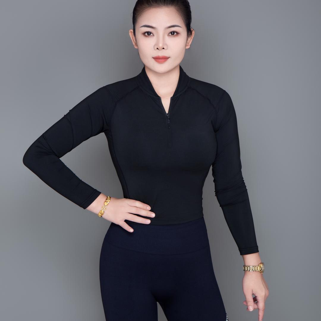 英姿飒爽