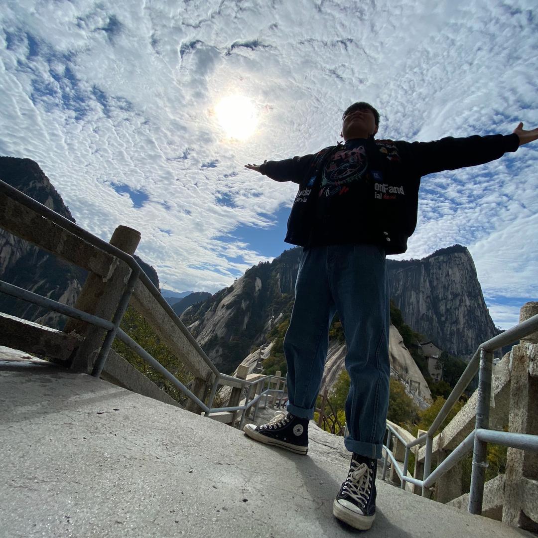 华山陪爬⛰️安教主