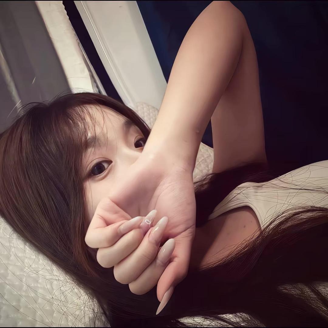 早睡^.