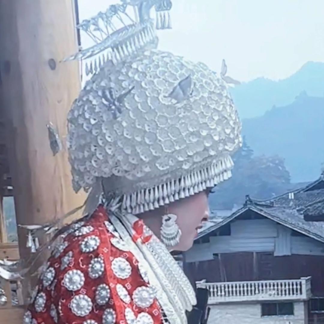 彩儿💕
