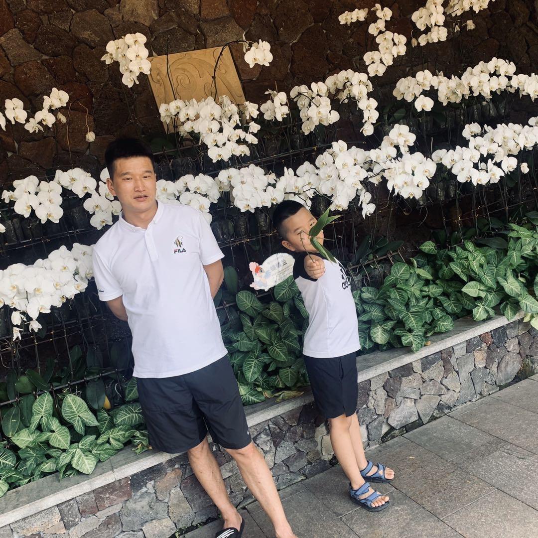 稻草人 啄木鸟皮具