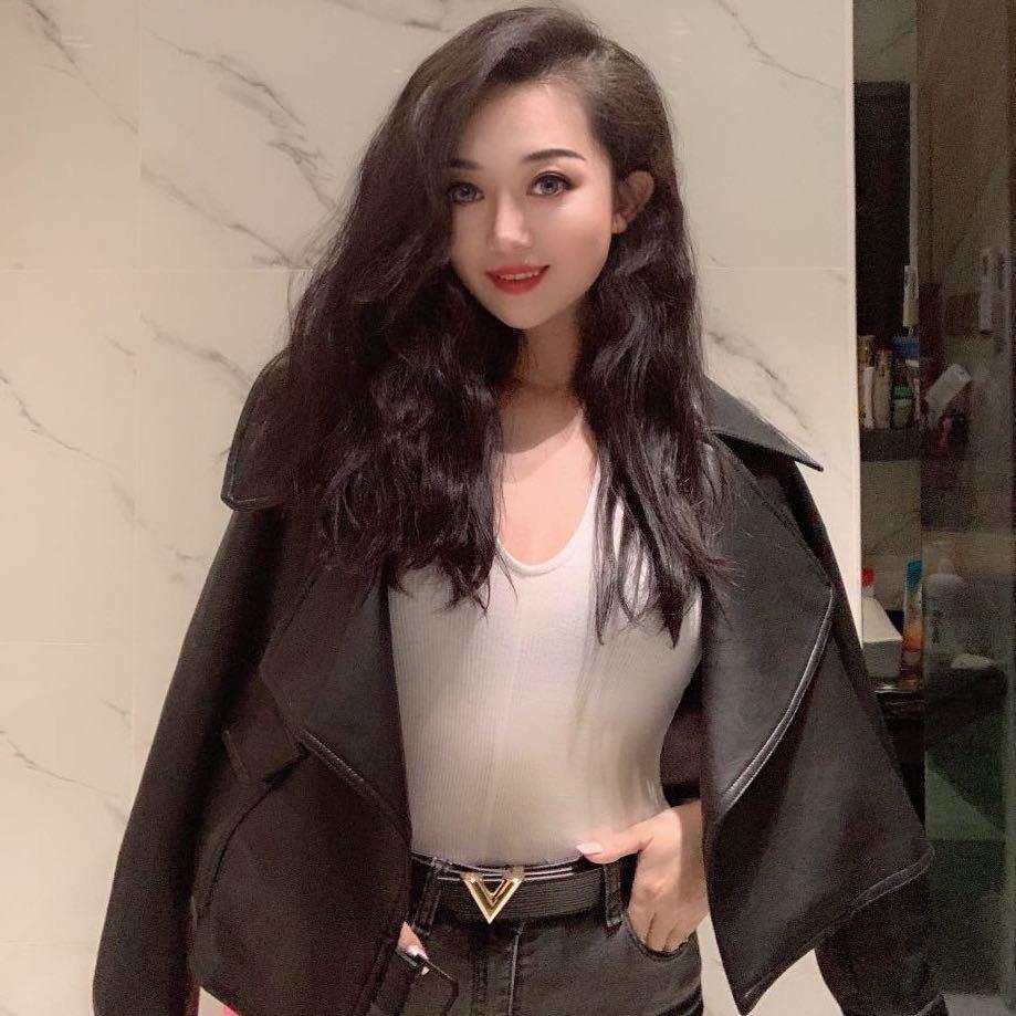 小舌头卷卷
