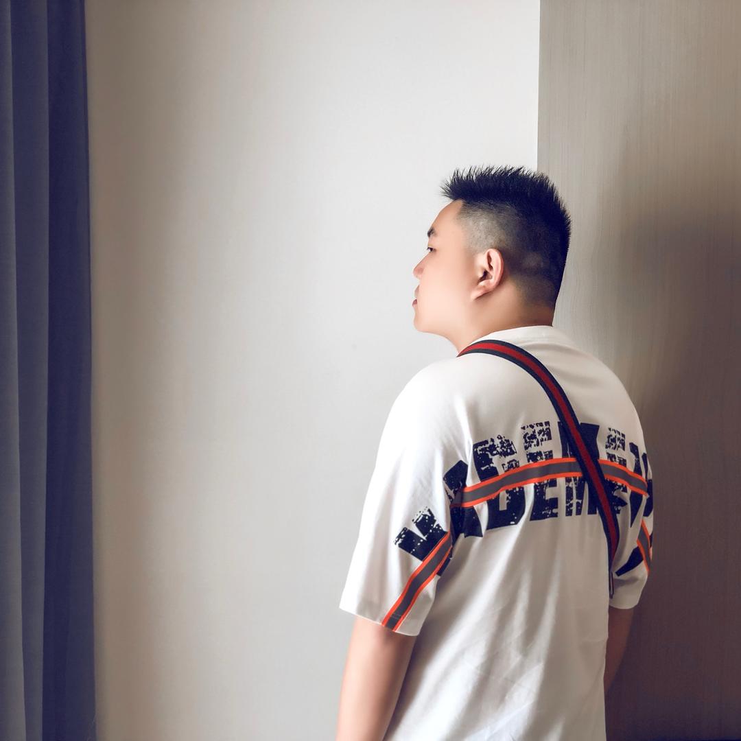 不当校草