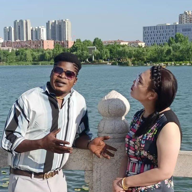 景景中非一家
