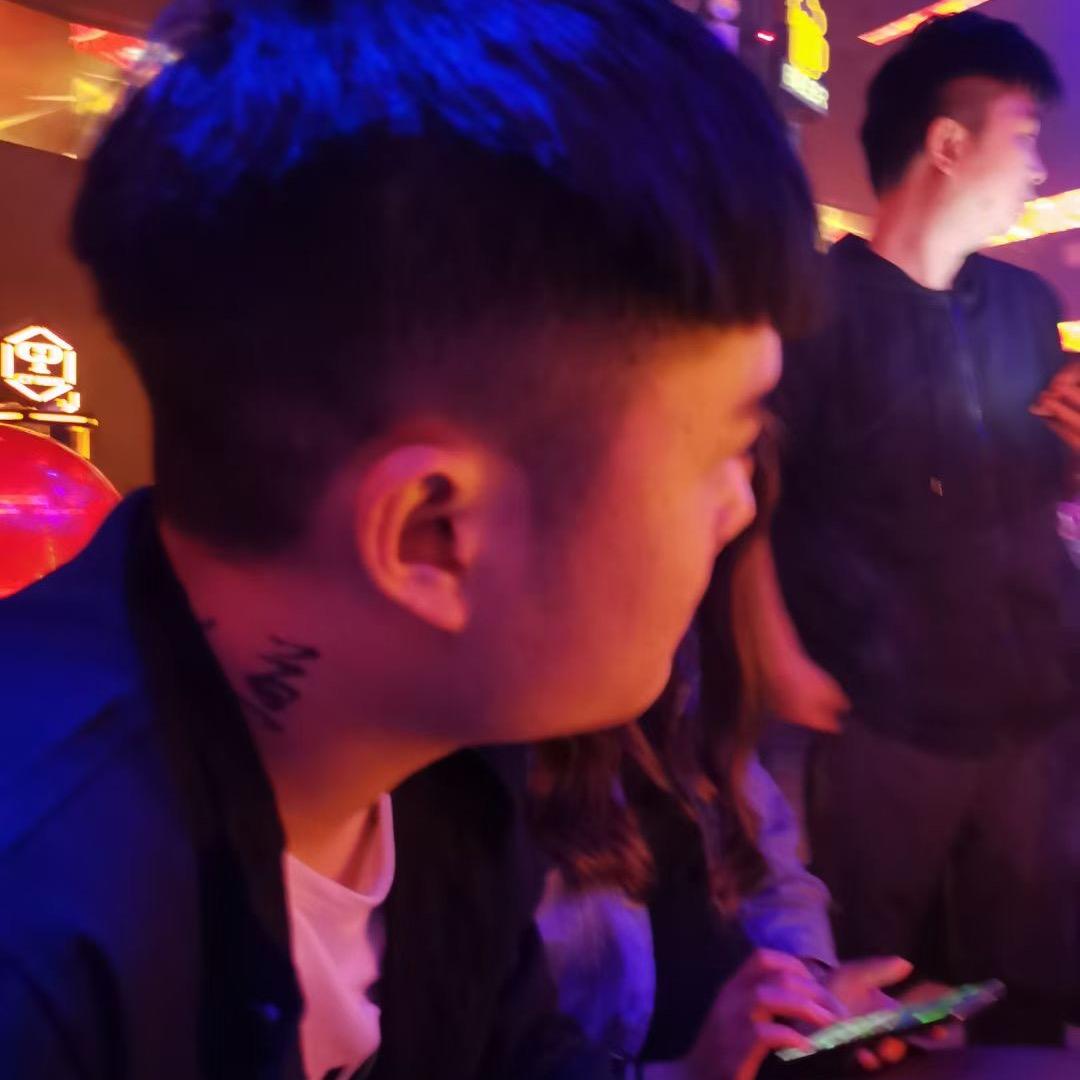 A坤